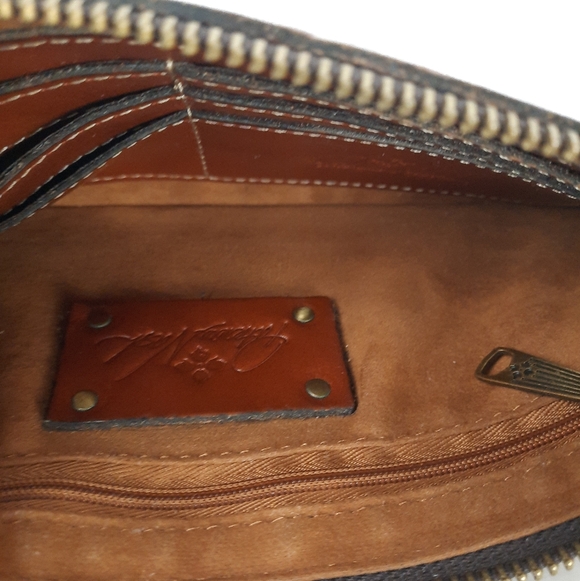 Patricia Nash Embossed Brown Tooled Leather Wristlet - Picture 8 of 10
